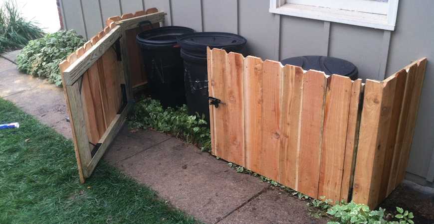 trash-can-fence_c_r_o