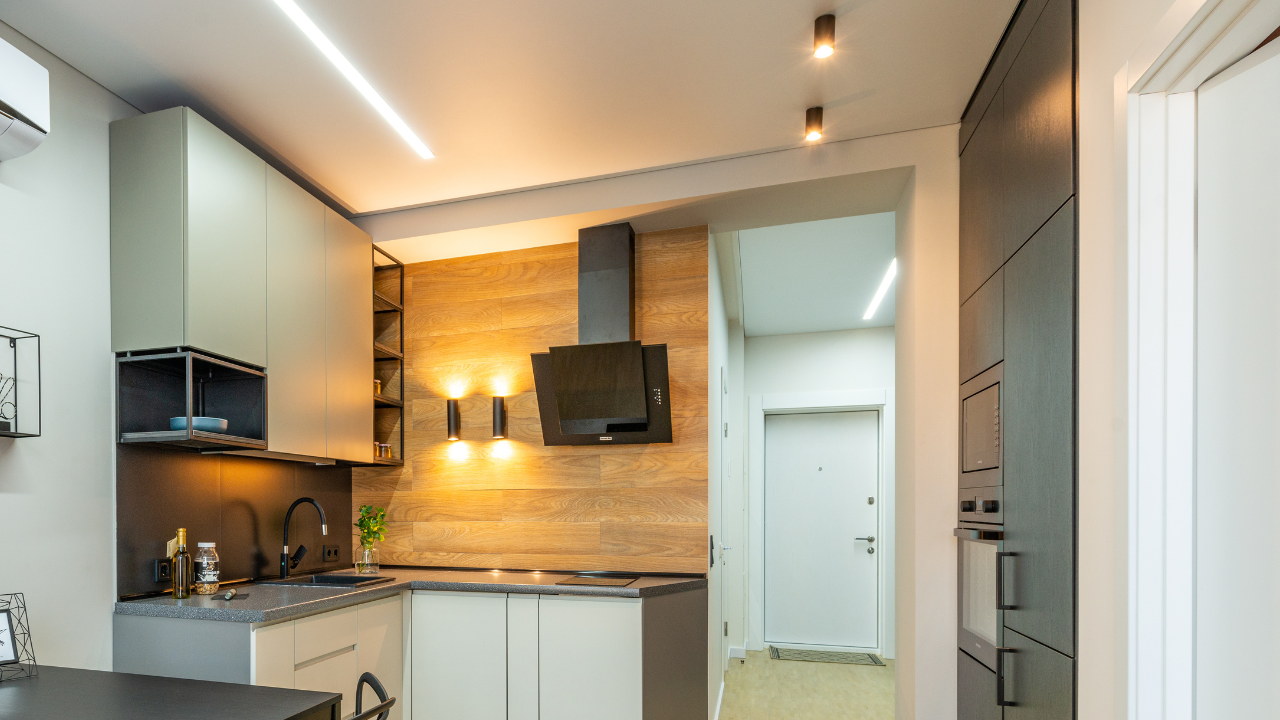 Shoreline Apartment
