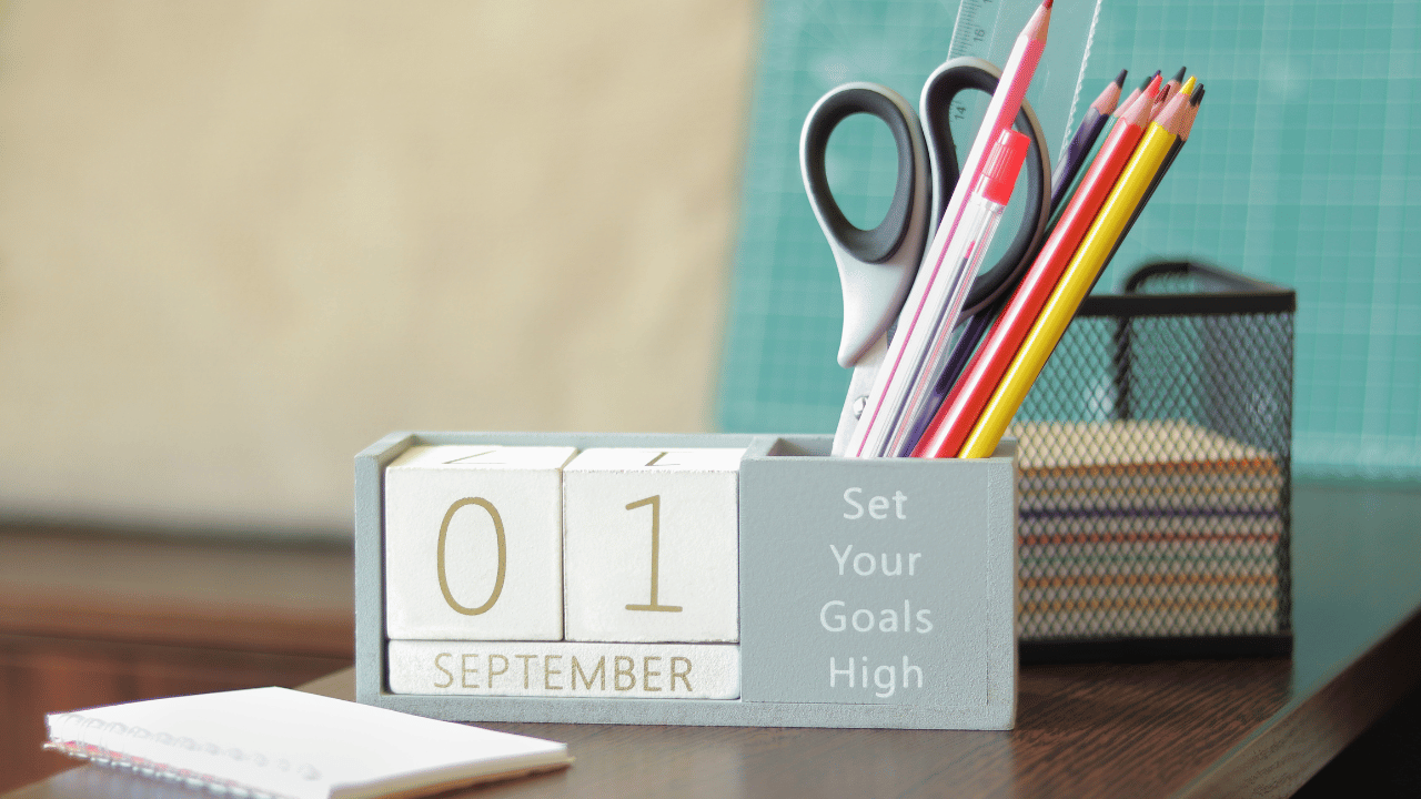 A calendar outlining the dates for cleaning tasks.